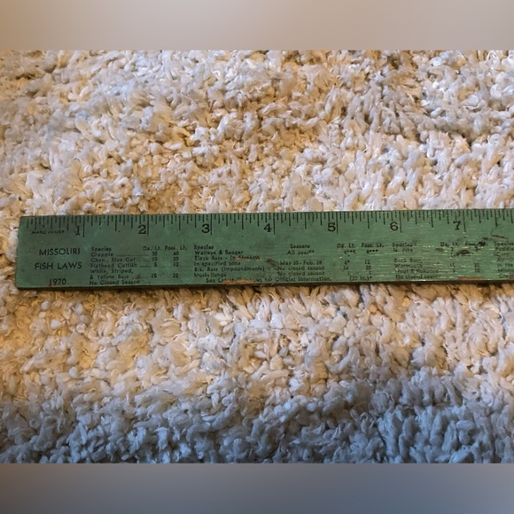 9421 VTG Ruler Measure W/ MO Fish Laws Robertsons Mobile Svc. & Sporting Goods - Picture 11 of 14